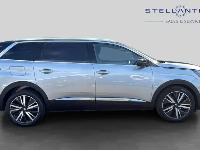 Used Peugeot 5008 Premium 129 HP (94 kW) 2022 Grey SUV