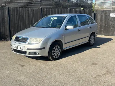Used Skoda Fabia Ambiente 75 HP (55 kW) 2005 Silver Estate