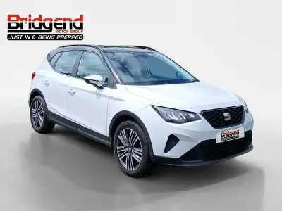 Used Seat Arona SE Technology 2022 White SUV
