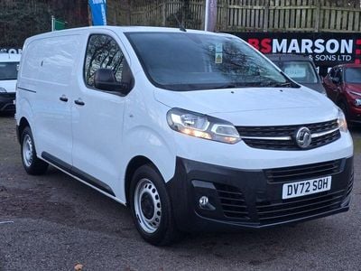 Used Vauxhall Vivaro S 100 HP (73 kW) 2022 White MPV