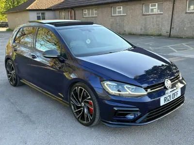 Begagnad VW Golf VII R 2018 Blå Halvkombi