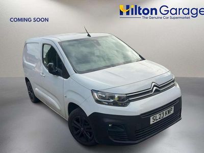 Used Citroën Berlingo 100 HP (73 kW) 2023 White MPV
