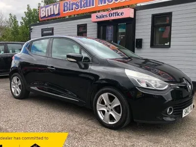 Used Renault Clio Dynamique 73 HP (53 kW) 2015 Hatchback