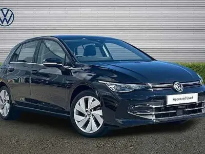 Second-hand VW Golf VIII Style 150 CP (110 kW) 2025 Negru Hatchback