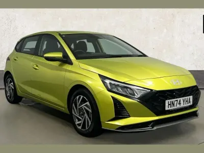 Used Hyundai i20 Advanced 99 HP (72 kW) 2025 Green Hatchback