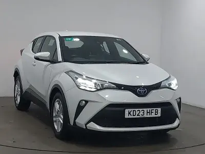 Second-hand Toyota C-HR 122 CP (89 kW) 2023 Alb SUV