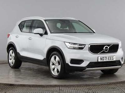 Used Volvo XC40 Momentum 161 HP (118 kW) 2022 Silver SUV