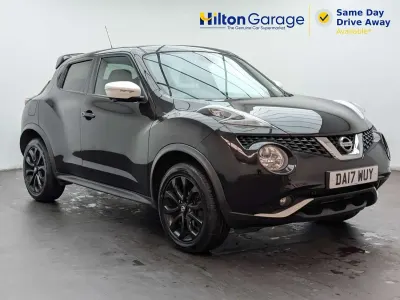 Begagnad Nissan Juke Tekna 110 HK (80 kW) 2017 Svart SUV