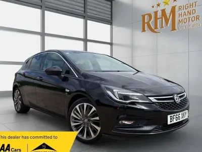 Used Vauxhall Astra Elite 136 HP (100 kW) 2016 Hatchback