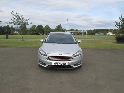 Used Ford Focus Zetec 125 HP (91 kW) 2017 Silver Hatchback