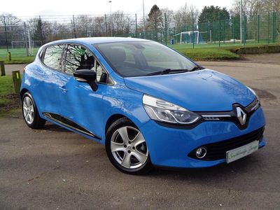 Usado Renault Clio IV Dynamique 75 HP (55 kW) 2015 Azul Citadino