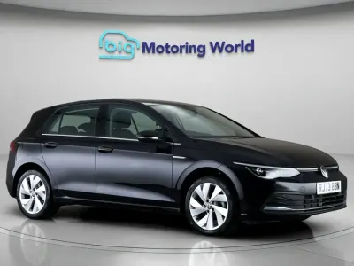 Used VW Golf VIII Style 148 HP (108 kW) 2024