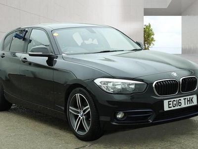 Używany BMW 118 Sport Line 2016 Czarny Hatchback