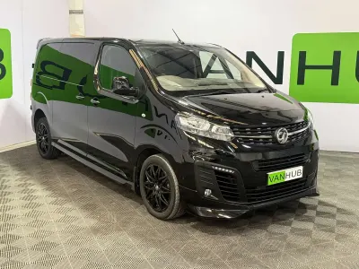 Usado Vauxhall Vivaro S 180 HP (132 kW) 2023 Preto Monovolume