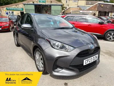 Used Toyota Yaris 114 HP (83 kW) 2023 Grey Hatchback