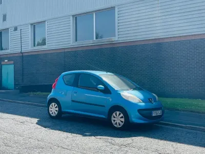 Used Peugeot 107 68 HP (50 kW) 2006 Blue Hatchback