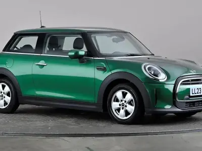 Used Mini Cooper Classic 136 HP (100 kW) 2022 Green Hatchback