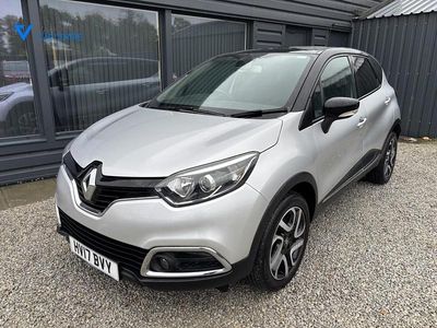 Silver/black Used 2017 Renault Captur Dynamique SUV | £6,195 (Good price)