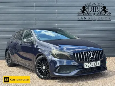 Usado Mercedes A200 AMG line 2017 Azul Utilitario