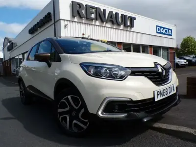 Usado Renault Captur Iconic 90 HP (66 kW) 2018 Branco SUV