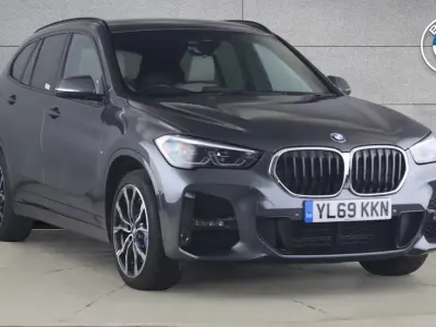 Begagnad BMW X1 M Sport 189 HK (139 kW) 2020 Grå SUV