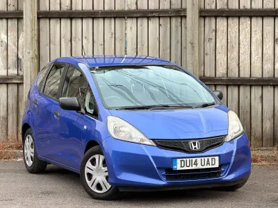 Used Honda Jazz S 90 HP (66 kW) 2014 Blue Hatchback