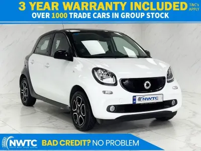 Used Smart ForFour Premium 71 HP (52 kW) 2015 White Hatchback