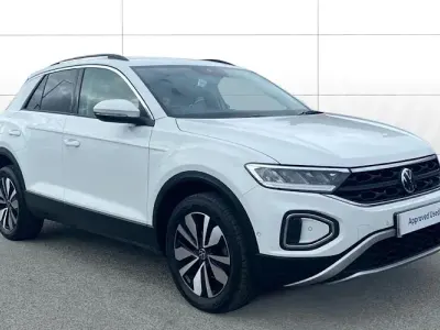 Second-hand VW T-Roc Match 116 CP (85 kW) 2024 Alb SUV