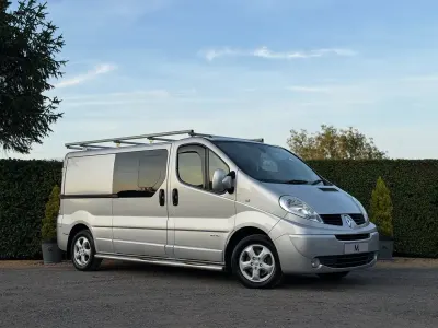 Used Renault Trafic 2009 Silver MPV