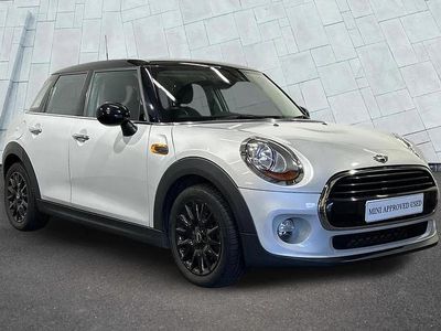 Used Mini Cooper Hatch 134 HP (98 kW) 2017 Silver Hatchback