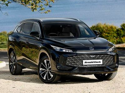 Black New 2025 MG HS Trophy SUV | £22,498 (Fair price)