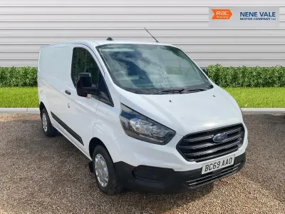 Used Ford Transit Custom 105 HP (77 kW) 2020 White Van