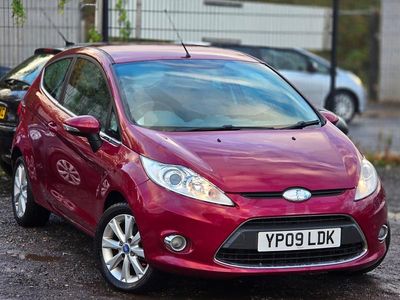 Red Used 2009 Ford Fiesta Zetec Hatchback | £1,495 (Fair price)