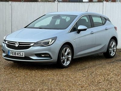 Used Vauxhall Astra SRi 150 HP (110 kW) 2018 Silver Hatchback