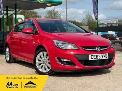 Used Vauxhall Astra Elite 2013 Red Hatchback