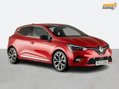 Used Renault Clio Techno 90 HP (66 kW) 2023 Red Hatchback