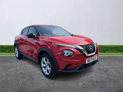Used Nissan Juke N-Connecta 114 HP (83 kW) 2022 Red SUV