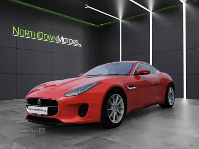 Used Jaguar F-Type 300 HP (220 kW) 2018 Red Coupe