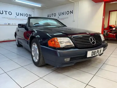 Used Mercedes SL500 322 HP (236 kW) 1990 Blue Cabriolet