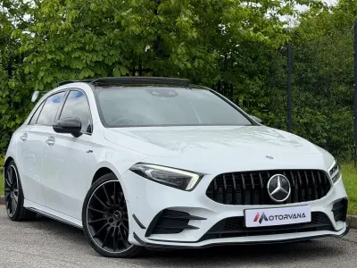 Begagnad Mercedes A35 AMG Premium Plus 2019 Vit Halvkombi