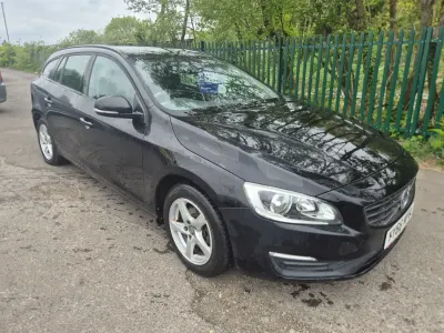 Usado Volvo V60 Business Edition 2016 Preto Carrinha