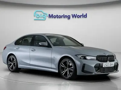 Begagnad BMW 330e M Sport 292 HK (214 kW) 2023 Grå Sedan