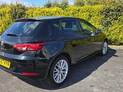 Second-hand Seat Leon SE Dynamic 108 CP (79 kW) 2017 Negru Hatchback