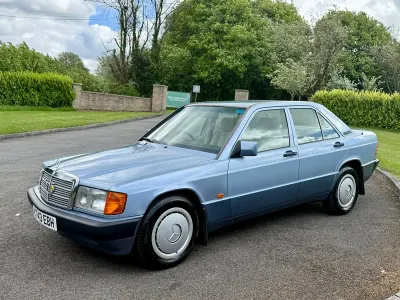 Used Mercedes 190 1992 Blue Sedan