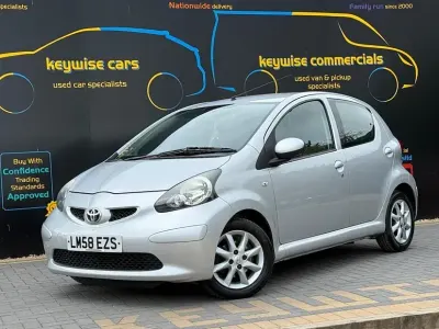 Used Toyota Aygo Platinum 67 HP (49 kW) 2008 Silver Hatchback