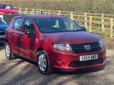 Used Dacia Sandero Ambiance 90 HP (66 kW) 2015