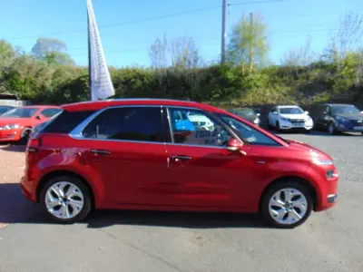 Używany Citroën C4 Picasso Exclusive 2016 Czerwony Minivan