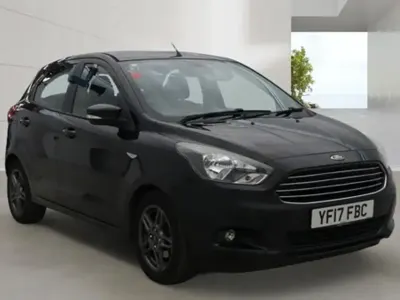 Used Ford Ka Plus Zetec 70 HP (51 kW) 2017 Black Hatchback