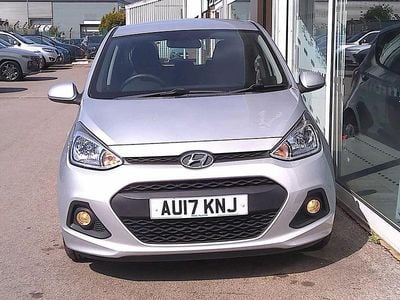 Usado Hyundai i10 SE 2017 Prateado Citadino