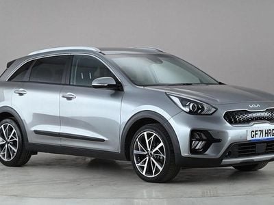 Begagnad Kia Niro 141 HK (103 kW) 2022 Grå SUV